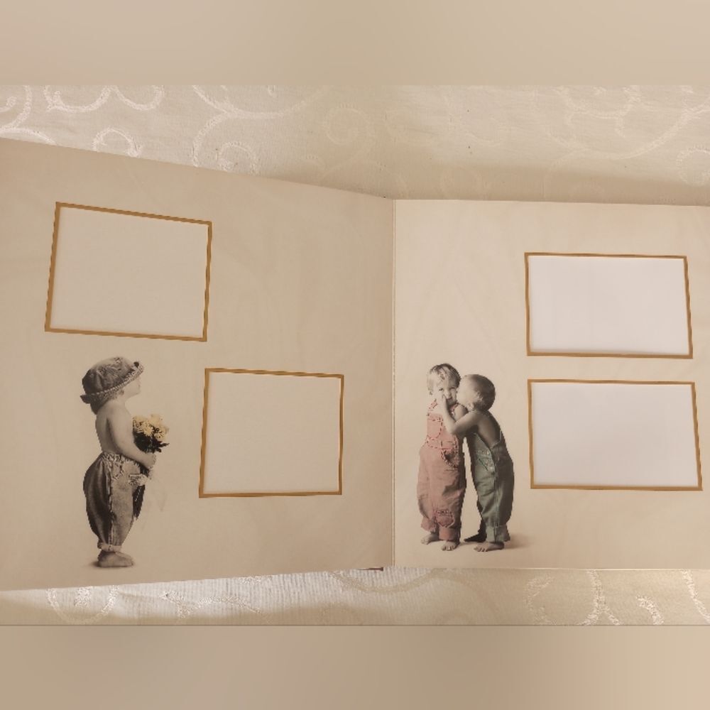 Anne Geddes Wedding Album - Picture 5 of 13